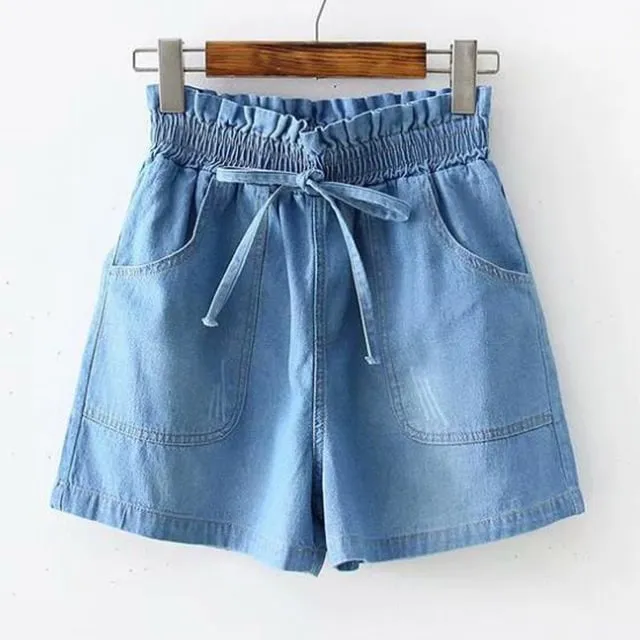 Rabbit Embroidery Vintage Denim Shorts